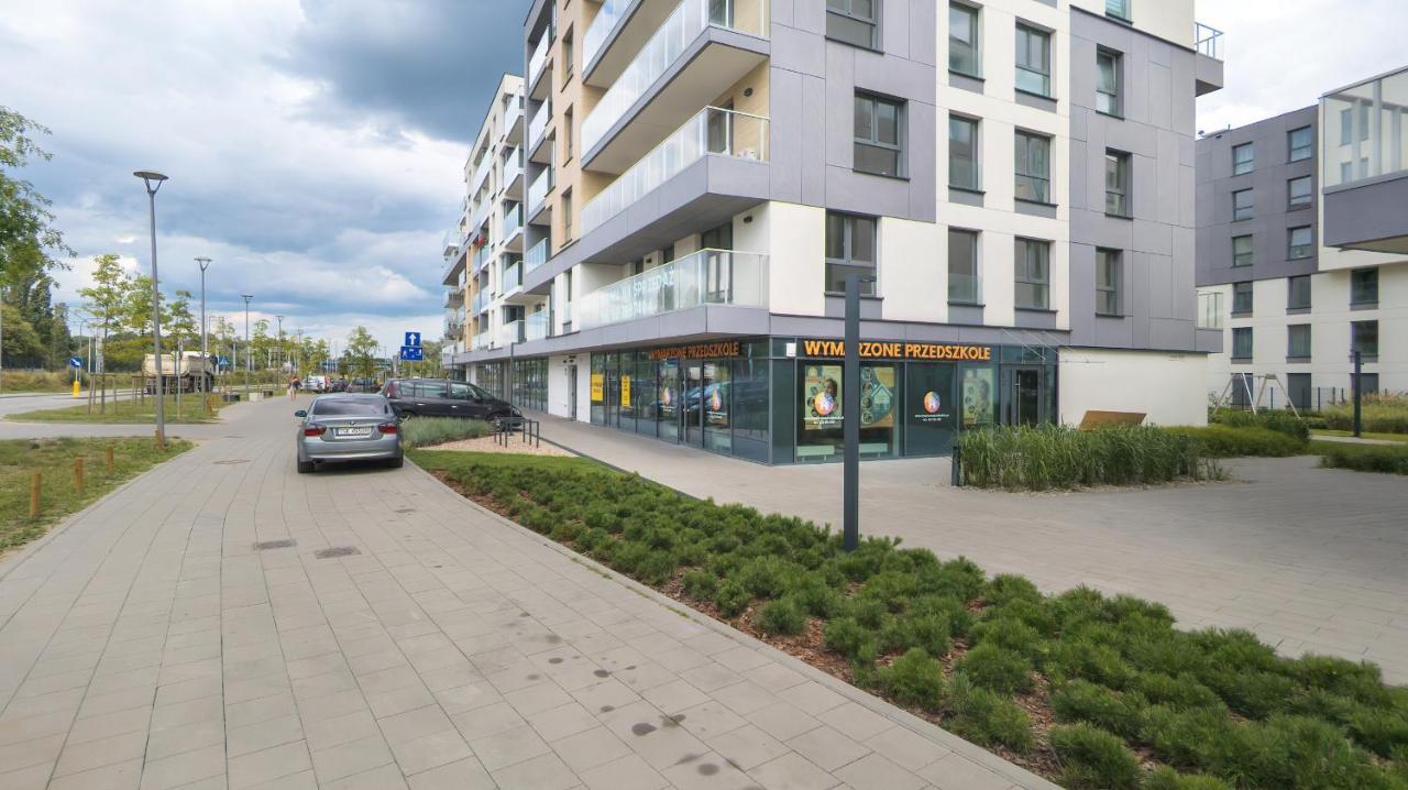 Studios Starowiejska Letnica By Renters กดัญสก์ ภายนอก รูปภาพ