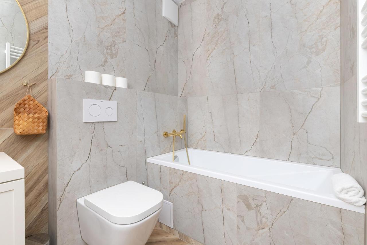 Studios Starowiejska Letnica By Renters กดัญสก์ ภายนอก รูปภาพ