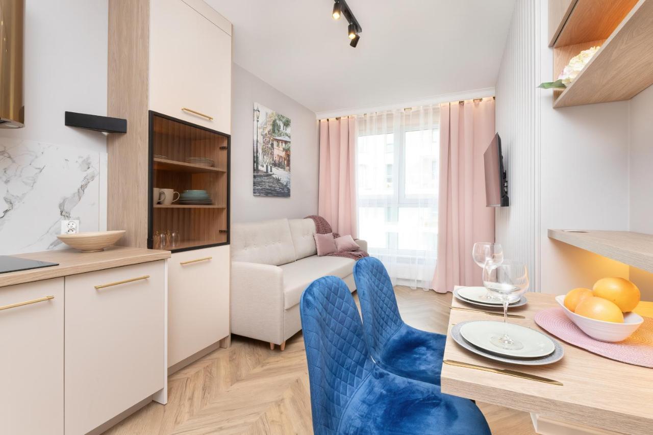 Studios Starowiejska Letnica By Renters กดัญสก์ ภายนอก รูปภาพ