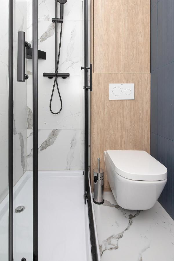 Studios Starowiejska Letnica By Renters กดัญสก์ ภายนอก รูปภาพ