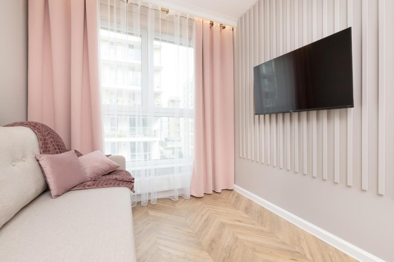 Studios Starowiejska Letnica By Renters กดัญสก์ ภายนอก รูปภาพ